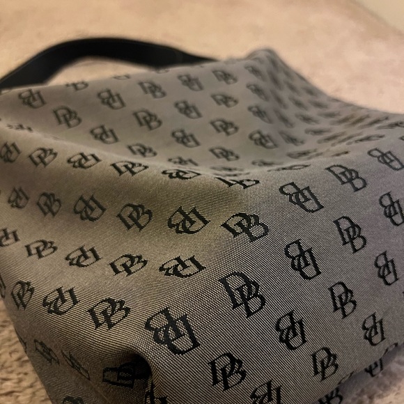 Dooney and Bourke vintage monogram purse - Picture 9 of 16